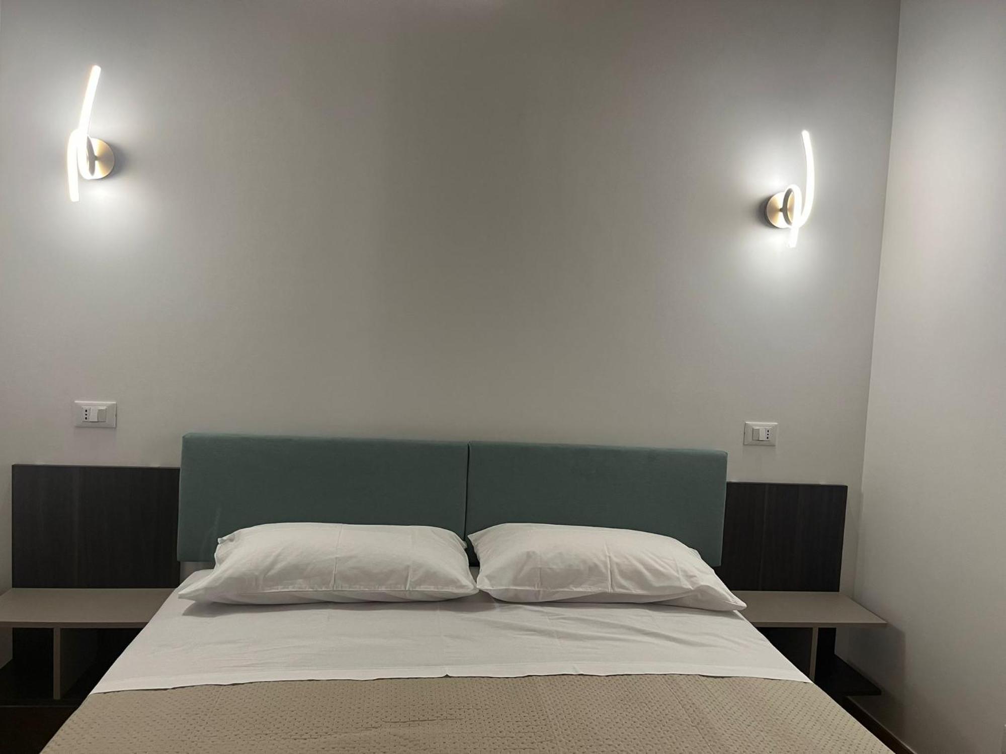 Al Duomo Suites Monreale Bagian luar foto